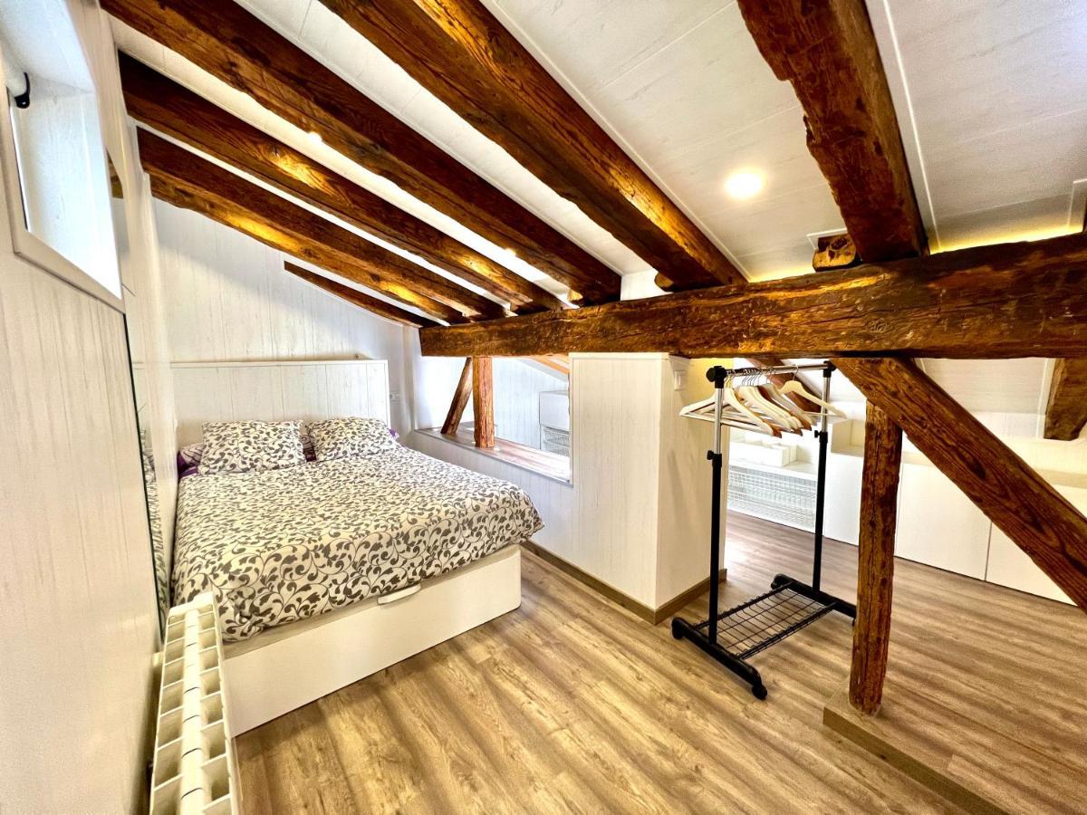 La buhardilla Apartment Soria Bagian luar foto